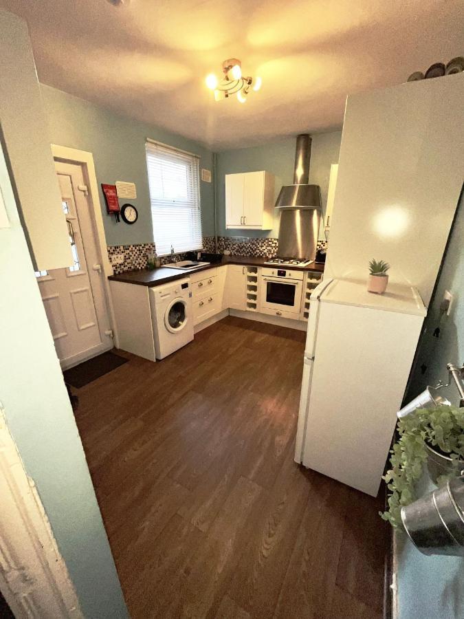Rooms Anfield- 5 Mins From Lfc Liverpool Exterior foto